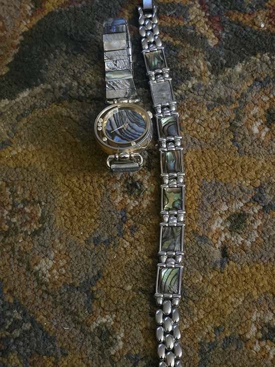 Vintage Silver-Tone Abalone Inlay Bracelet Watch - Picture 4 of 6